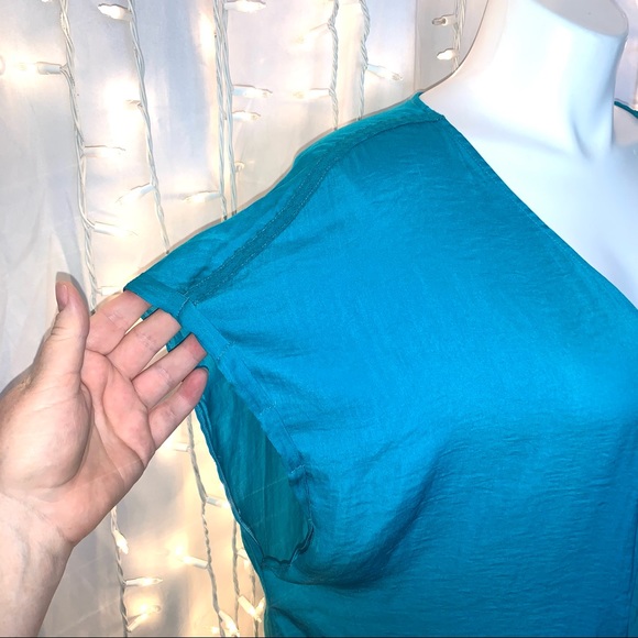 🆕 TORRID ⭐️ Teal Georgette Surplice Dolman Top - Picture 6 of 13
